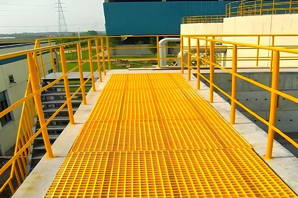 Fiberglass reinforced grating