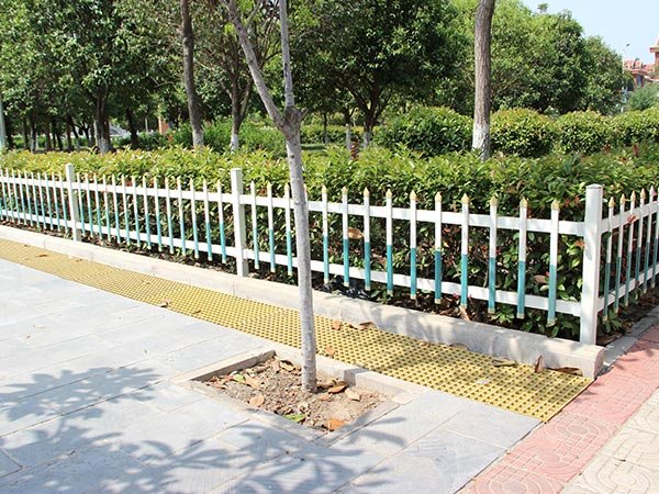 Lawn fence Lawn fence